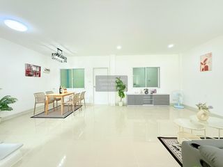 For sale 3 bedrooms townhouse in Sai Mai, Bangkok