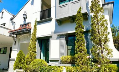 For sale 4 bedrooms house in Saphan Sung, Bangkok