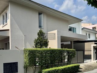 For sale 3 bedrooms house in Suan Luang, Bangkok