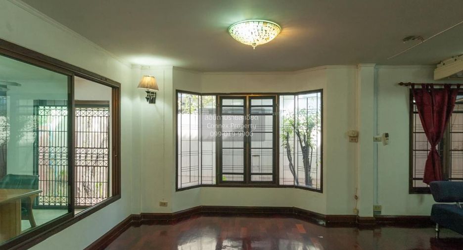 出售 4 卧室 独立屋 在 Khlong Sam Wa, 曼谷