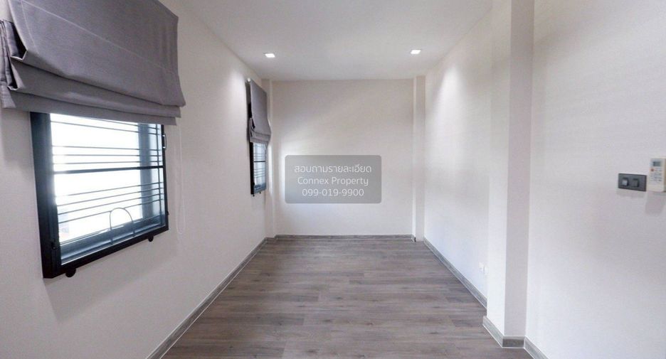 For sale 6 bedrooms house in Thanyaburi, Pathum Thani