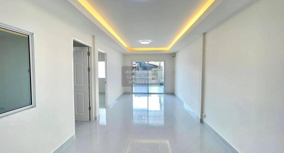 Casa adosada en venta de 2 habitaciones en Mueang Nonthaburi, Nonthaburi