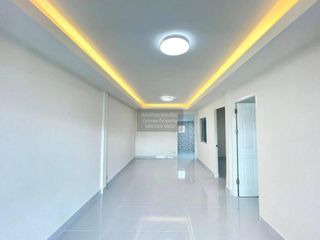 Casa adosada en venta de 2 habitaciones en Mueang Nonthaburi, Nonthaburi