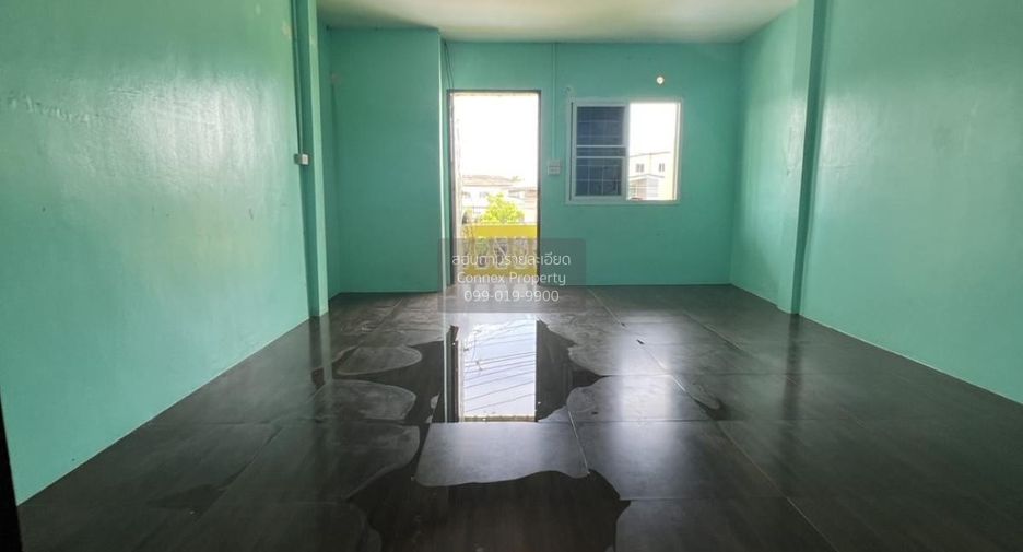 Продажа 2 спальни торговое помещение в Krathum Baen, Самутсакхон