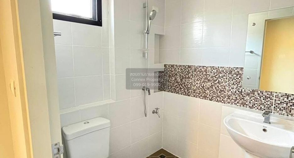 Reihenhaus zum Kauf mit 2 Zimmer in Krathum Baen, Samut Sakhon