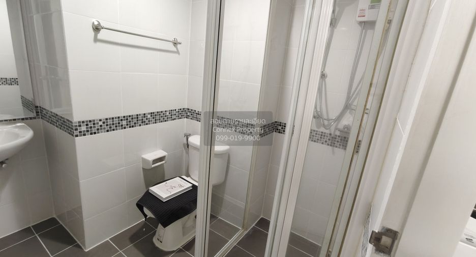For sale 2 bedrooms condo in Mueang Samut Prakan, Samut Prakan