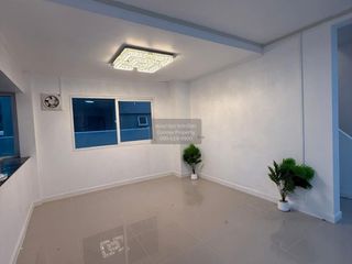 À vendre 3 chambres maison à Mueang Samut Sakhon, Samut Sakhon