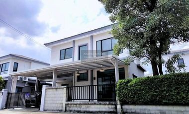 For sale 4 bedrooms house in Khlong Sam Wa, Bangkok