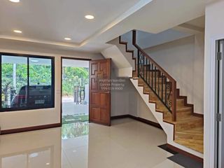 For sale 3 ベッドルーム townhouse in Don Mueang, Bangkok