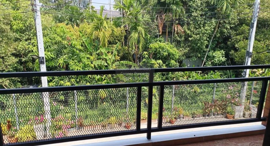 For sale 3 ベッドルーム townhouse in Don Mueang, Bangkok
