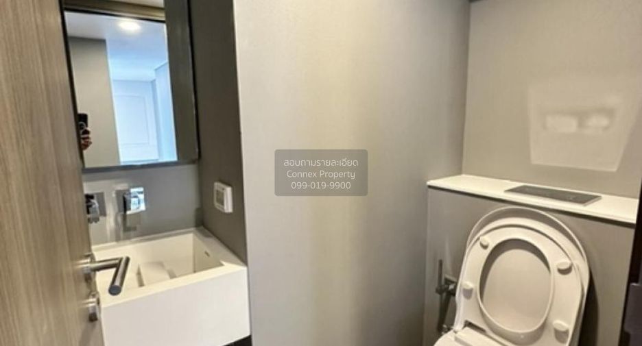 For sale 3 ベッドルーム condo in Huai Khwang, Bangkok