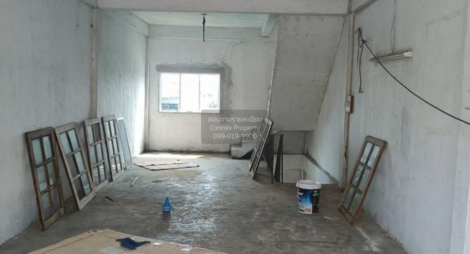 For sale 8 bedrooms retail Space in Bang Bon, Bangkok