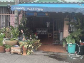 For sale 2 bedrooms townhouse in Khlong Luang, Pathum Thani