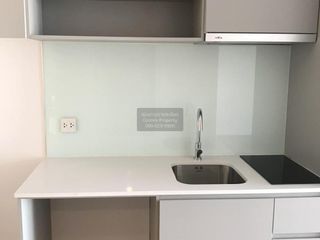 Продажа 1 кровать кондо в Сатхон, Бангкок