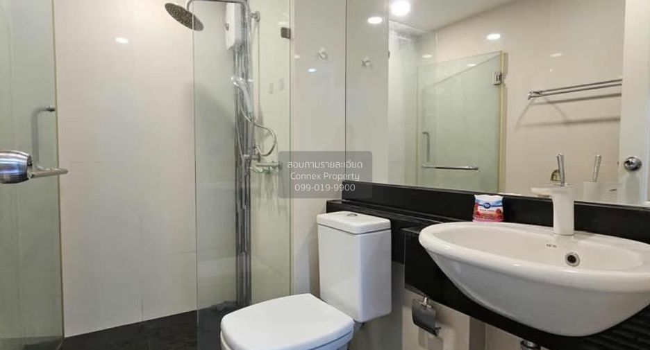 For sale 1 bed condo in Bang Phlat, Bangkok