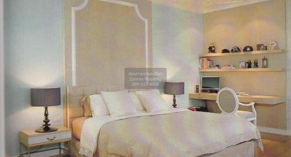 For sale 5 bedrooms house in Bang Kapi, Bangkok