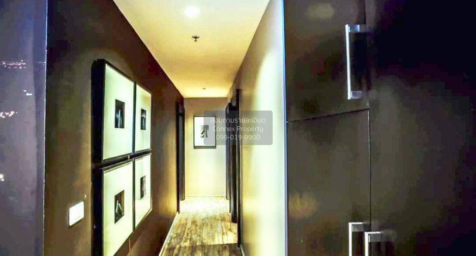 For sale 3 bedrooms condo in Khlong Toei, Bangkok