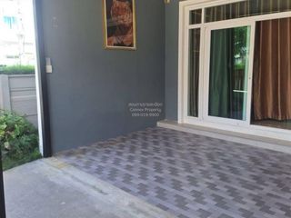 For sale 3 bedrooms townhouse in Nong Khaem, Bangkok