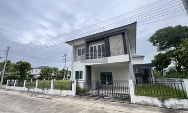 出售 3 卧室 独立屋 在 Bang Khae, 曼谷