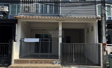 ขาย 3 ห้องนอน ทาวน์เฮ้าส์ ใน บางขุนเทียน, กรุงเทพฯ