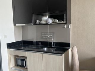 Condo en alquiler de 1 habitaciones en Khlong Toei, Bangkok