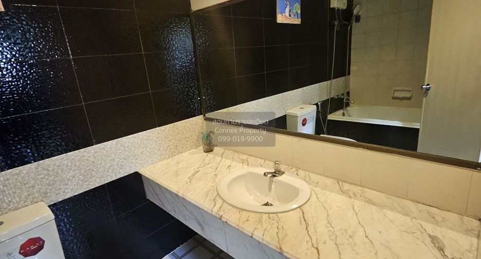 Condo en alquiler de 2 habitaciones en Bang Na, Bangkok