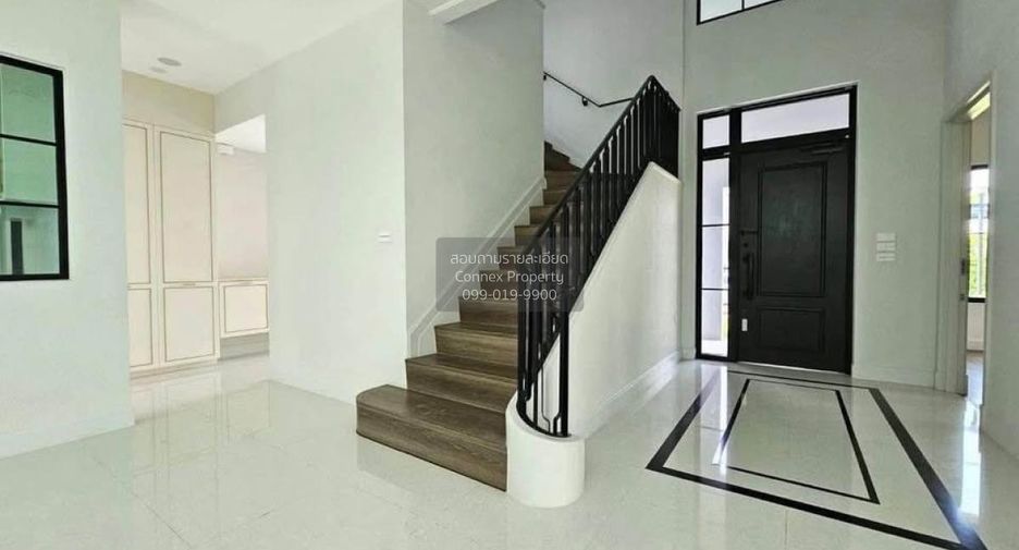 Haus zur Miete mit 4 Zimmer in Taling Chan, Bangkok