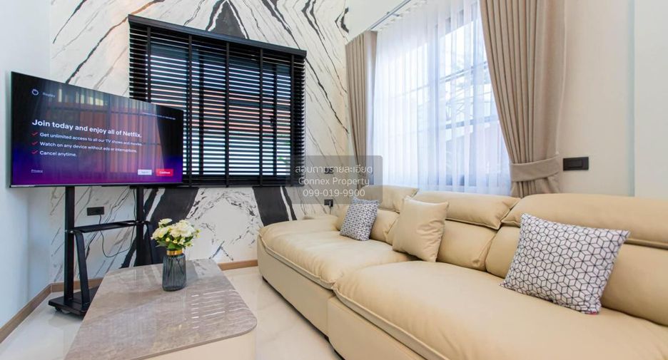 For rent 5 bedrooms villa in Din Daeng, Bangkok