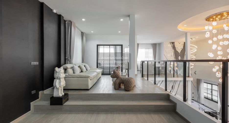 For rent 5 bedrooms villa in Din Daeng, Bangkok