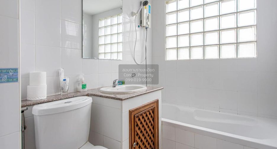 Villa zur Miete mit 5 Zimmer in Din Daeng, Bangkok