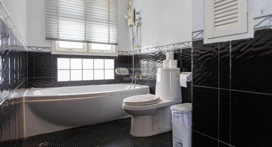 Villa zur Miete mit 5 Zimmer in Din Daeng, Bangkok