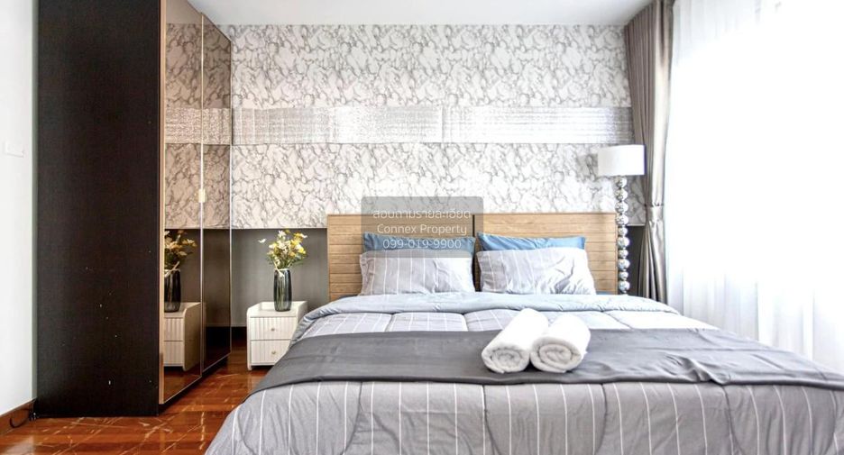 Villa zur Miete mit 5 Zimmer in Din Daeng, Bangkok