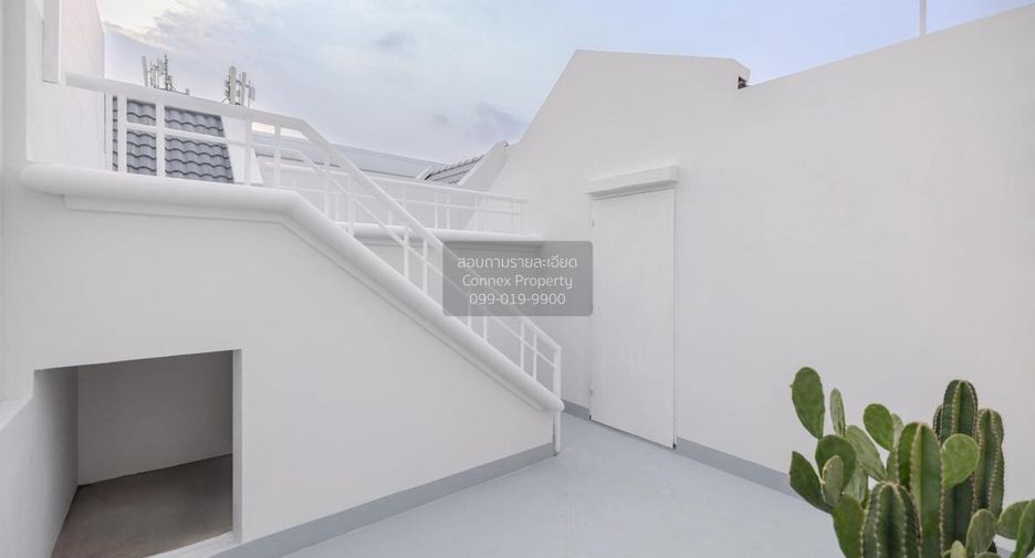 For rent 6 bedrooms villa in Din Daeng, Bangkok