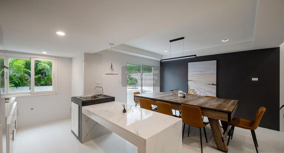 For rent 6 bedrooms villa in Din Daeng, Bangkok