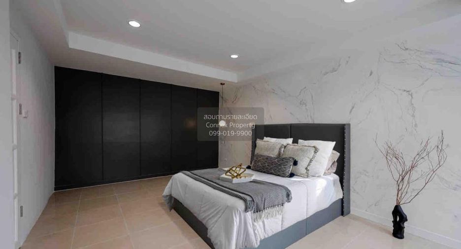 For rent 6 bedrooms villa in Din Daeng, Bangkok