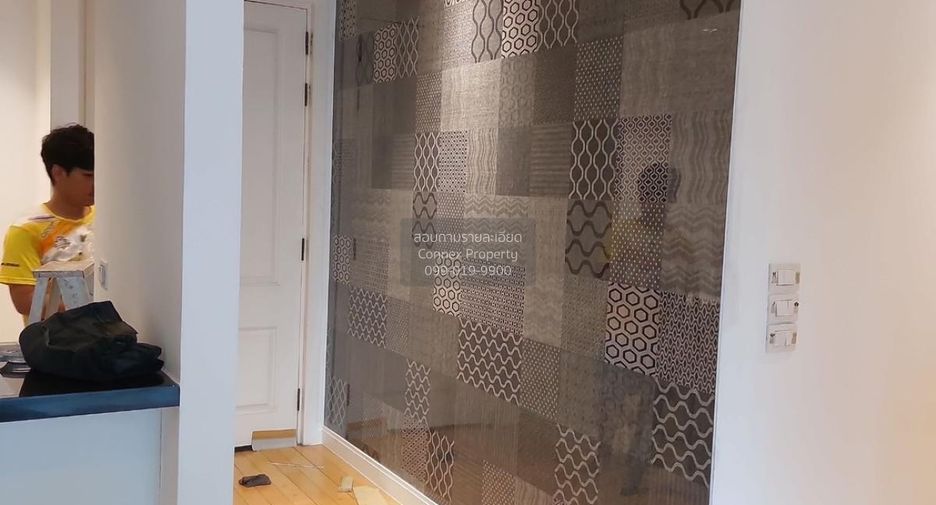 For rent 2 bedrooms condo in Pathum Wan, Bangkok