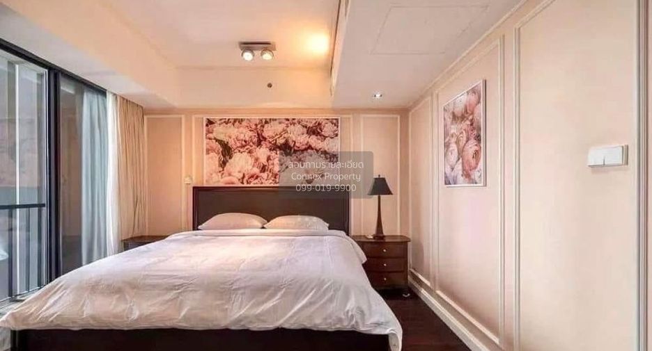 For rent 4 bedrooms condo in Sathon, Bangkok