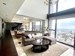 For rent 4 bedrooms condo in Sathon, Bangkok