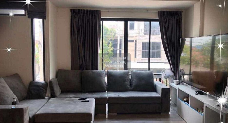For rent 2 ベッドルーム townhouse in Bang Kruai, Nonthaburi