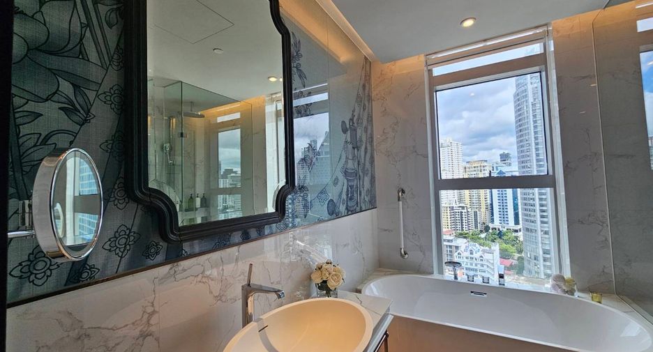 Wohnung zur Miete mit 2 Zimmer in Khlong Toei, Bangkok