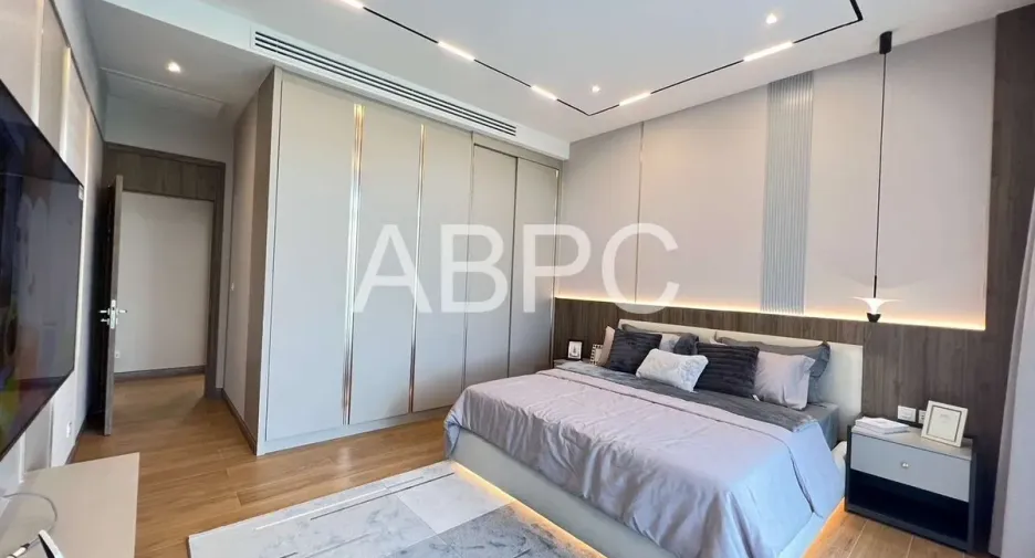 For sale 4 bedrooms house in Mueang Rayong, Rayong