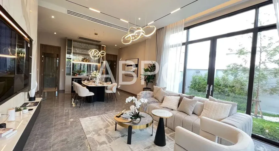 For sale 4 bedrooms house in Mueang Rayong, Rayong