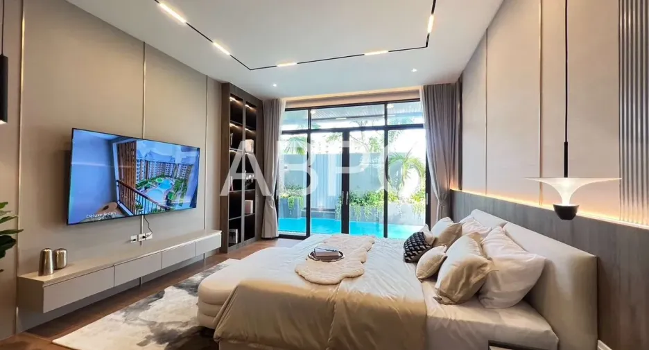 For sale 4 bedrooms house in Mueang Rayong, Rayong