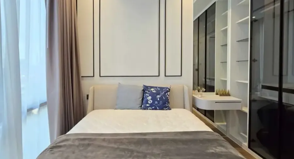 À louer 2 chambres condo à Pathum Wan, Bangkok