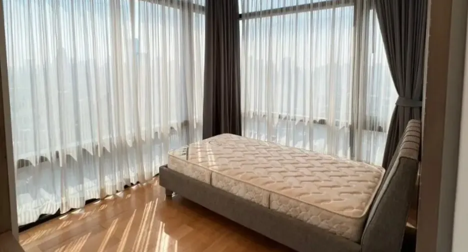 Wohnung zur Miete mit 3 Zimmer in Watthana, Bangkok
