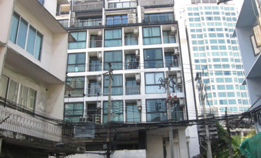 À vendre 2 chambres condo à Khlong Toei, Bangkok