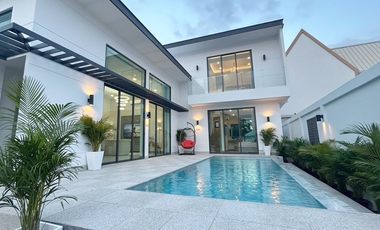 For sale 4 bedrooms villa in East Pattaya, Pattaya