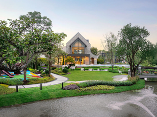 For sale 4 bedrooms house in Thawi Watthana, Bangkok