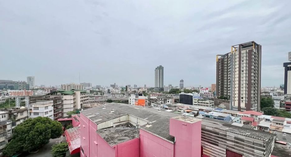 Wohnung zur Miete mit 1 Zimmer in Bang Phlat, Bangkok