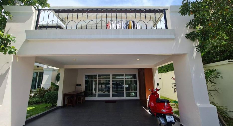 For sale 4 bedrooms house in East Pattaya, Pattaya